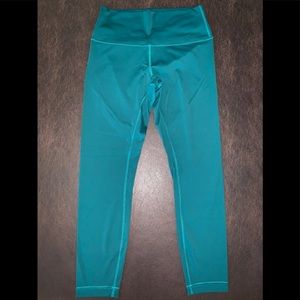 Lululemon Luxtreme Capris